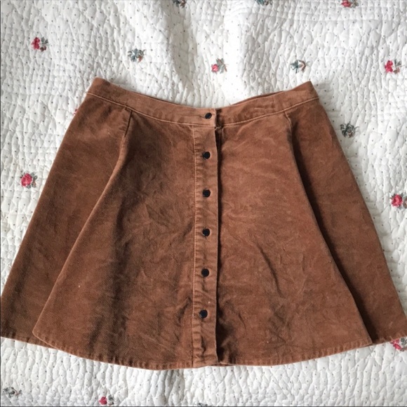 Brandy Melville suede skirt - Picture 3 of 6